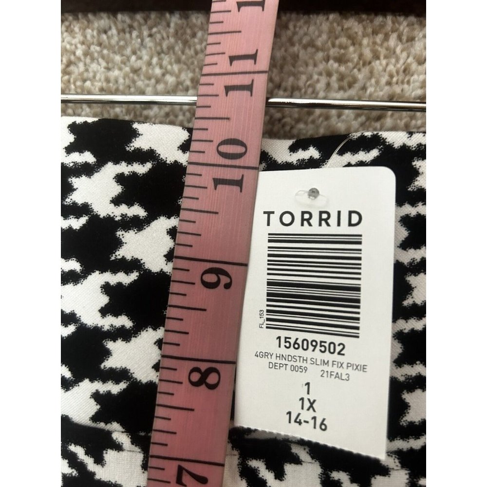 Torrid Slim Fix Houndstooth High Rise Pull On Pixie Work Pant Size 1XL - Picture 6 of 8